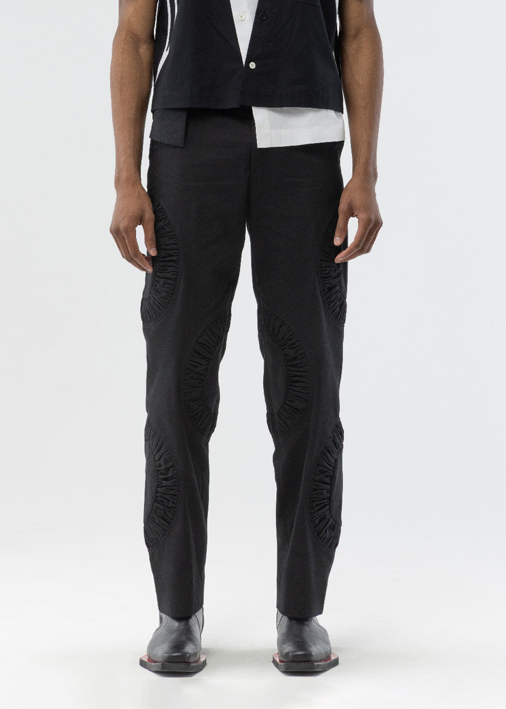ANICRU Cotton Twill Chino Benny Pant in black, front view